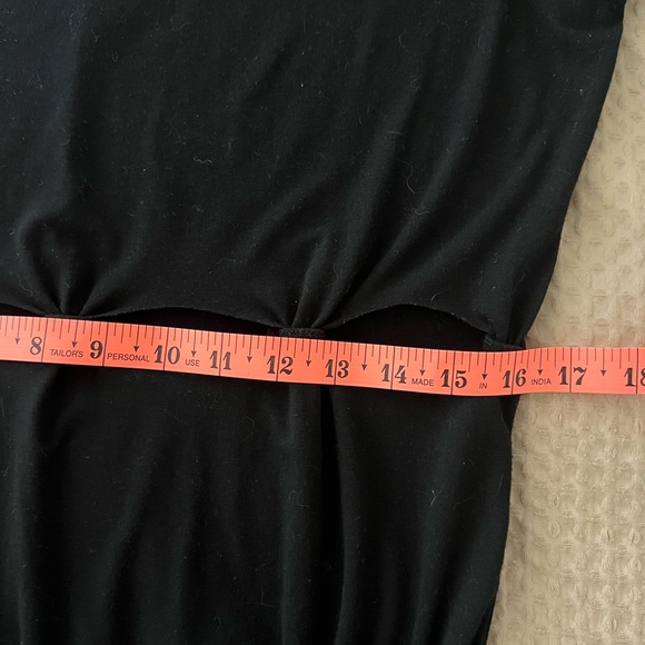 FOREVER 21 | Cutout Waist Black T-Shirt Dress - Picture 7 of 7